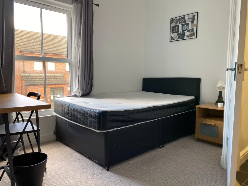 ENSUITE ROOMS - Monson Street - 6 Bed - Thumbnail 11